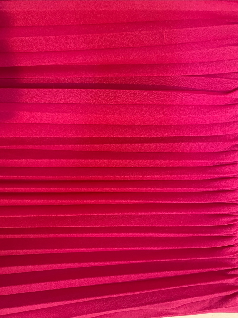 Long hot pink skirt - Picture 3 of 5